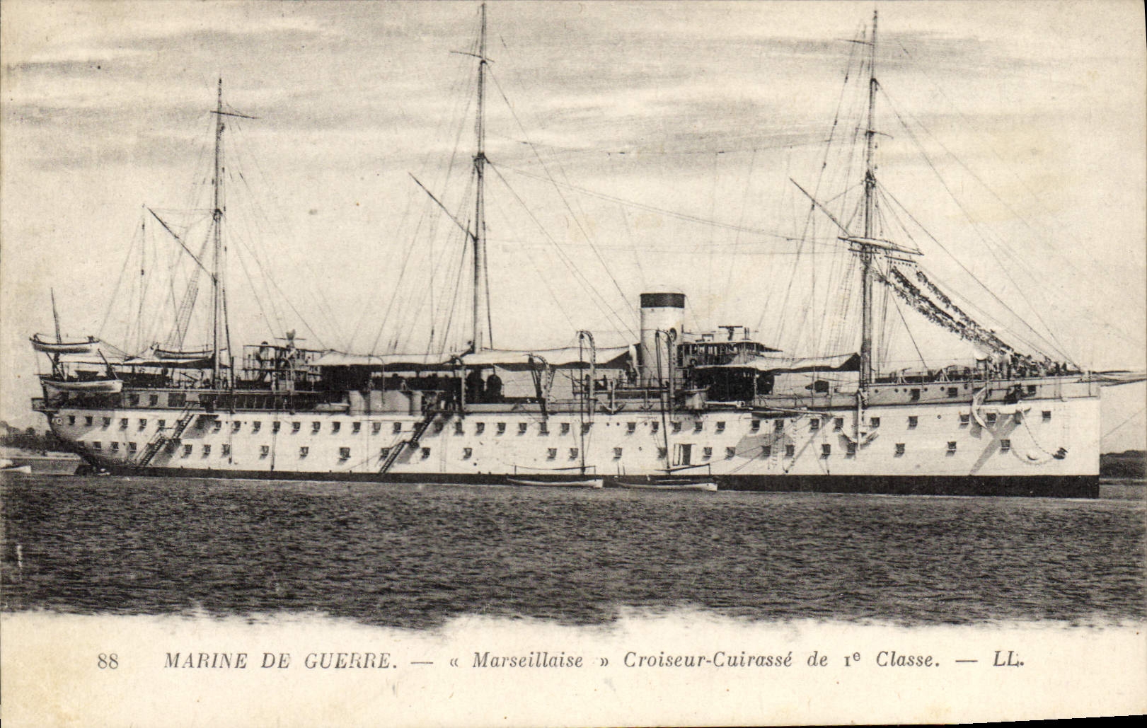 CPA Bateau Marseillaise Croiseur Cuirasse de 1ere classe