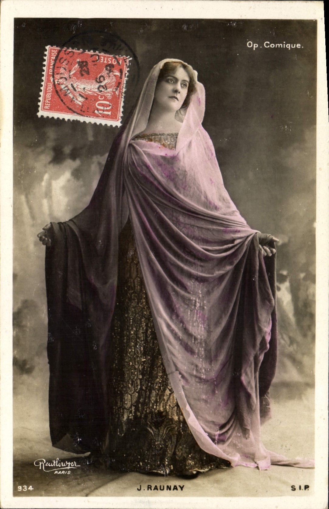 Actrice en costume — J. Raunay — éditeur Reutlinger, n° 934