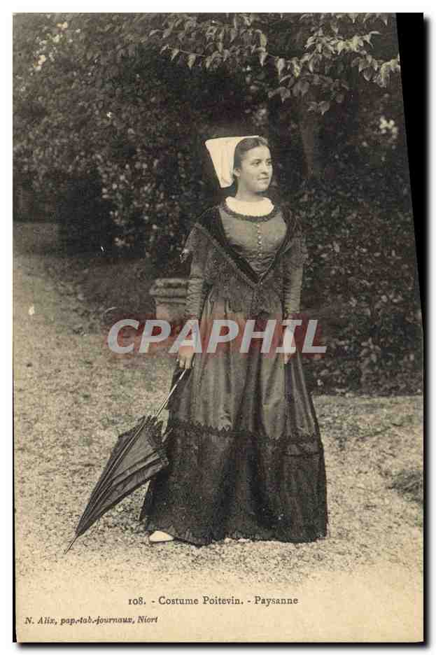 CPA Folklore Costume Poitevin Paysanne