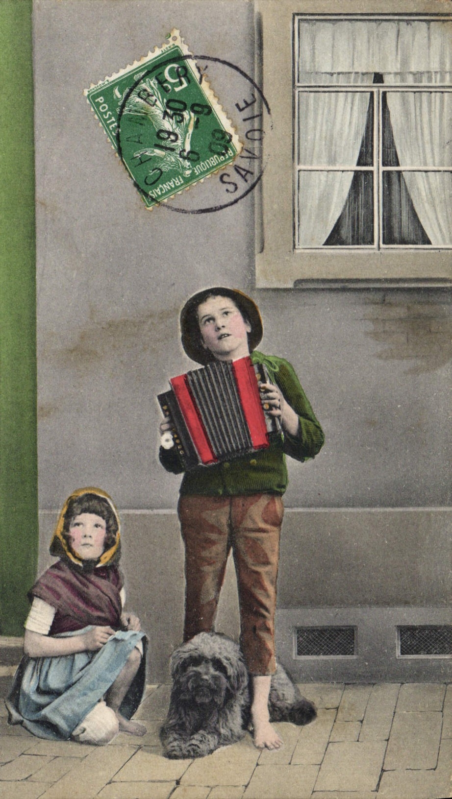 CPA Enfants Accordeon Chien 