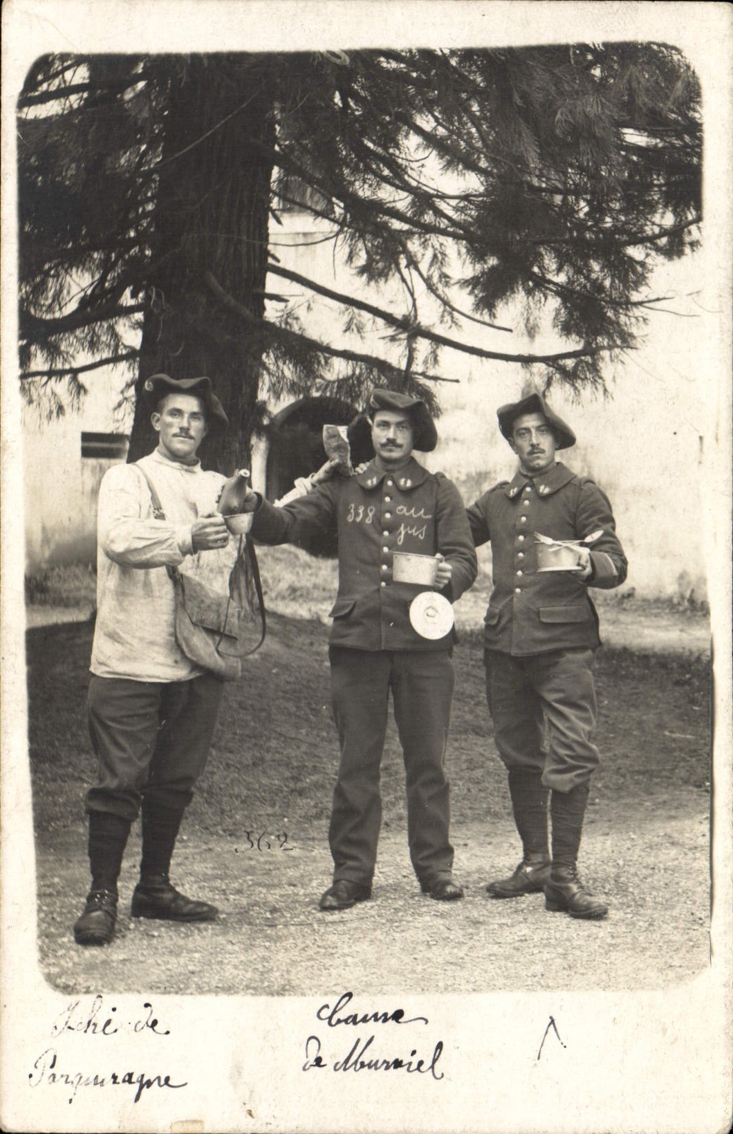 Trois soldats — sous les pins — éditeur J. Langon, n° 362