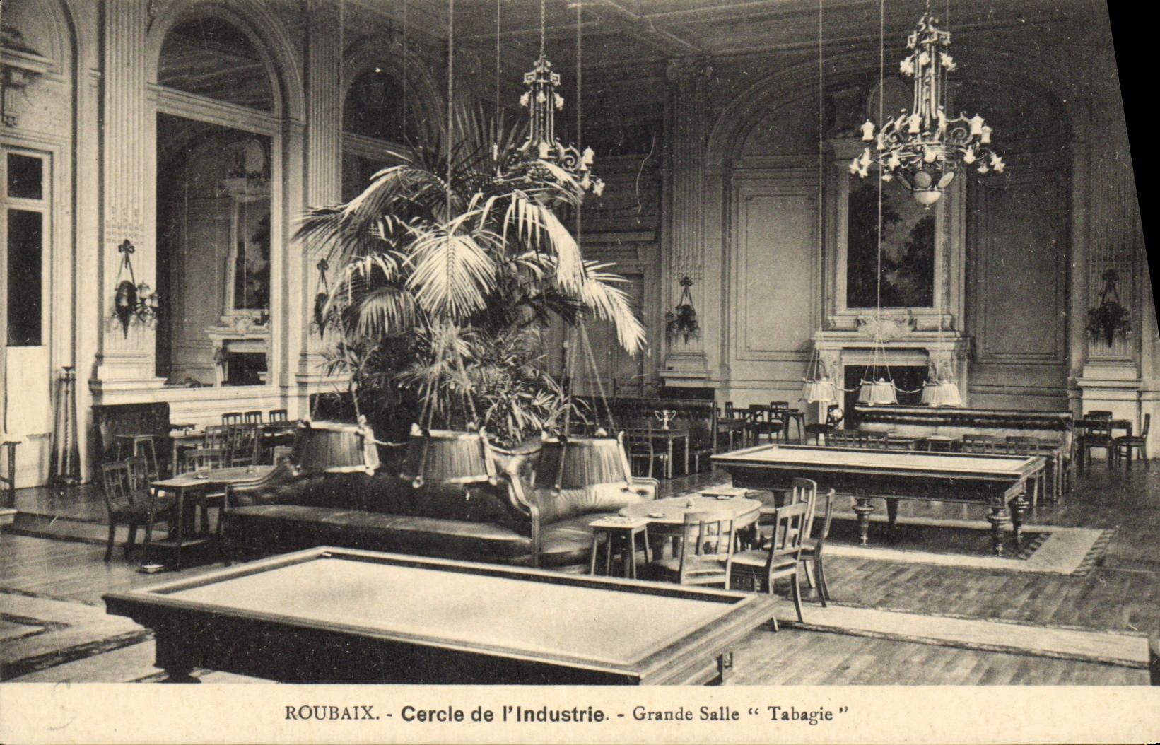 CPA Billard Roubaix Cercle de l'industrie Grande salle Tabagie 