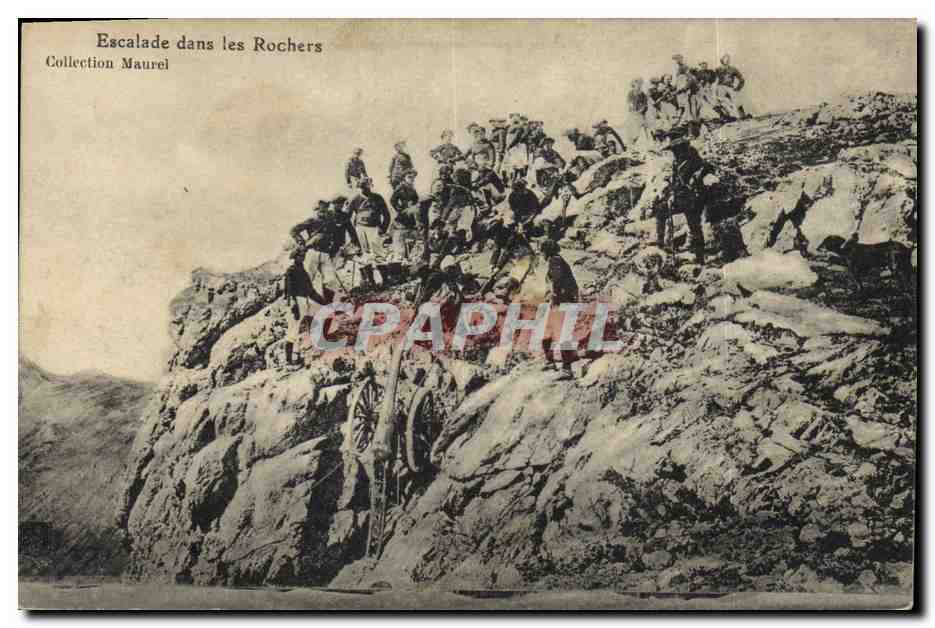 CPA Militaria Chasseurs Alpins Escalade dans les Rochers