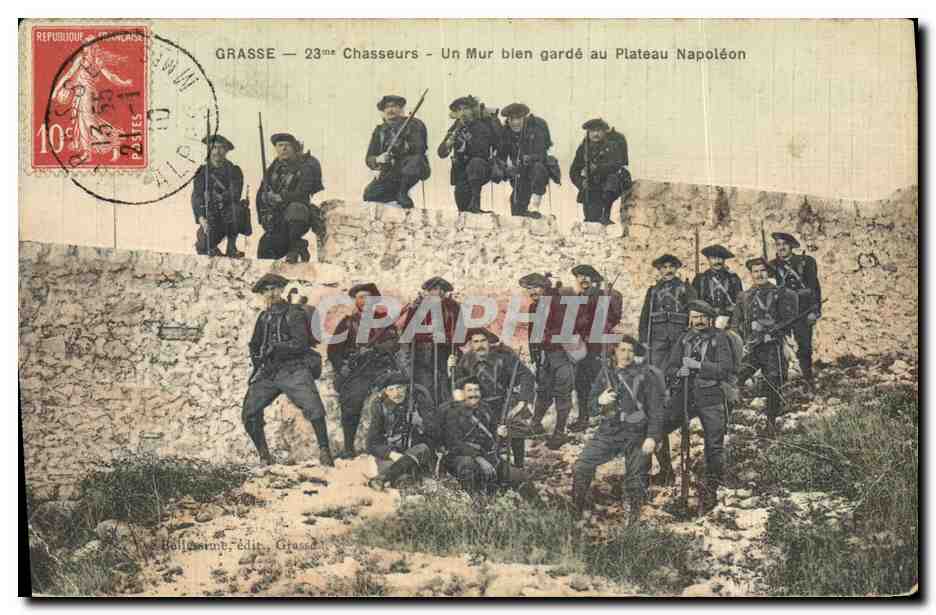 CPA Militaria Chasseurs Alpins Grasse 23eme Chasseurs Un mur bien garde au plateau Napoleon