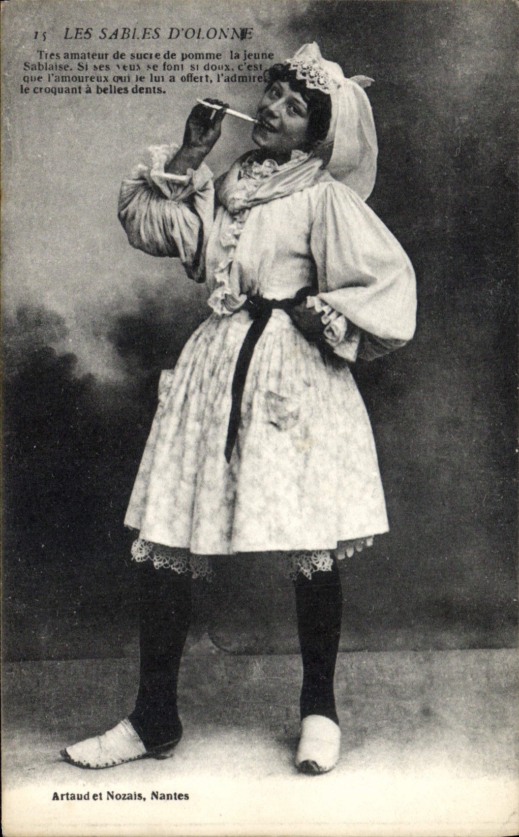 CPA Folklore Les Sables d'Olonne 