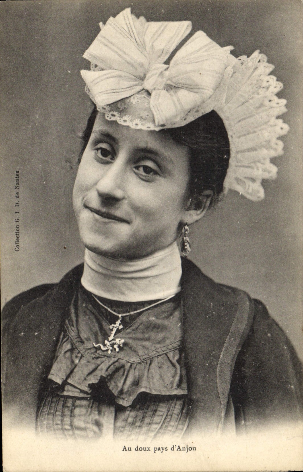 CPA Folklore Au doux pays d'Anjou 