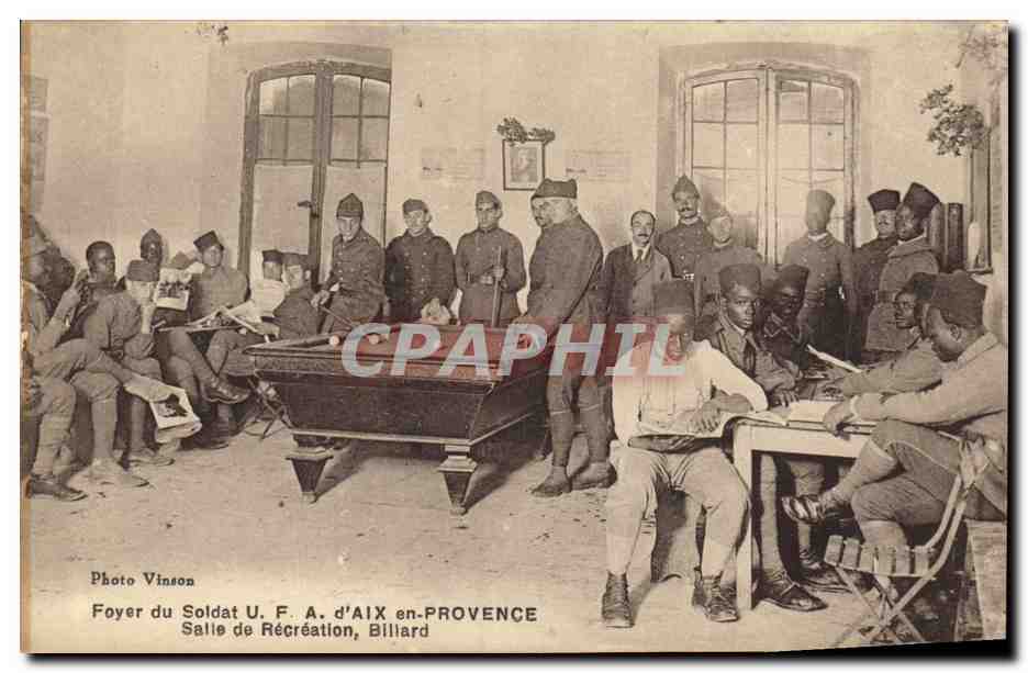 CPA Billard Foyer du soldat UFA d'Aix en Provence Salle de recreation Negre 