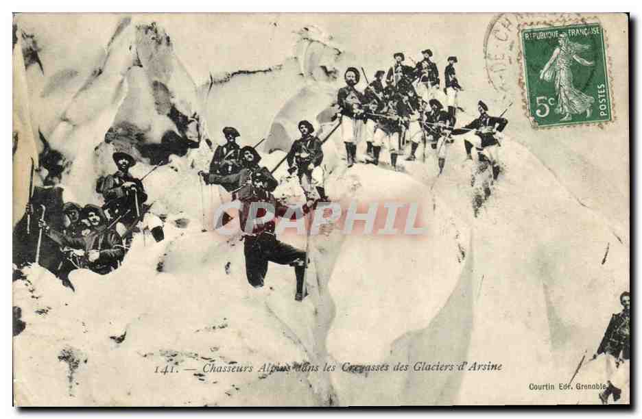 CPA Militaria Chasseurs alpins dans les crevasses des glaciers d'Arsine