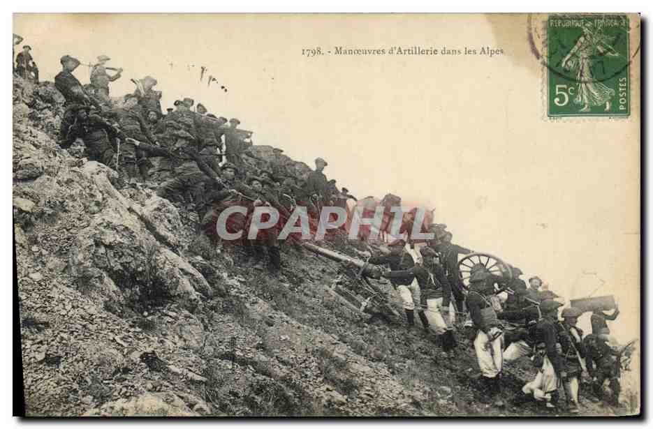 CPA Militaria Chasseurs alpins Manoeuvres d'artillerie dans les Alpes 