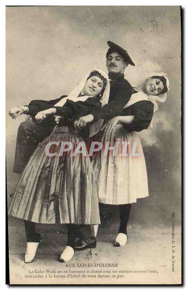 CPA Folklore Aux Sables d'Olonnne 