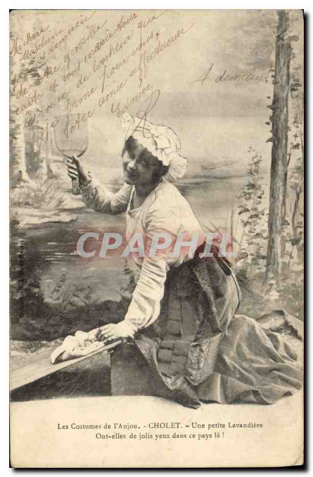 CPA Folklore Anjou Cholet Une petite lavandiere 