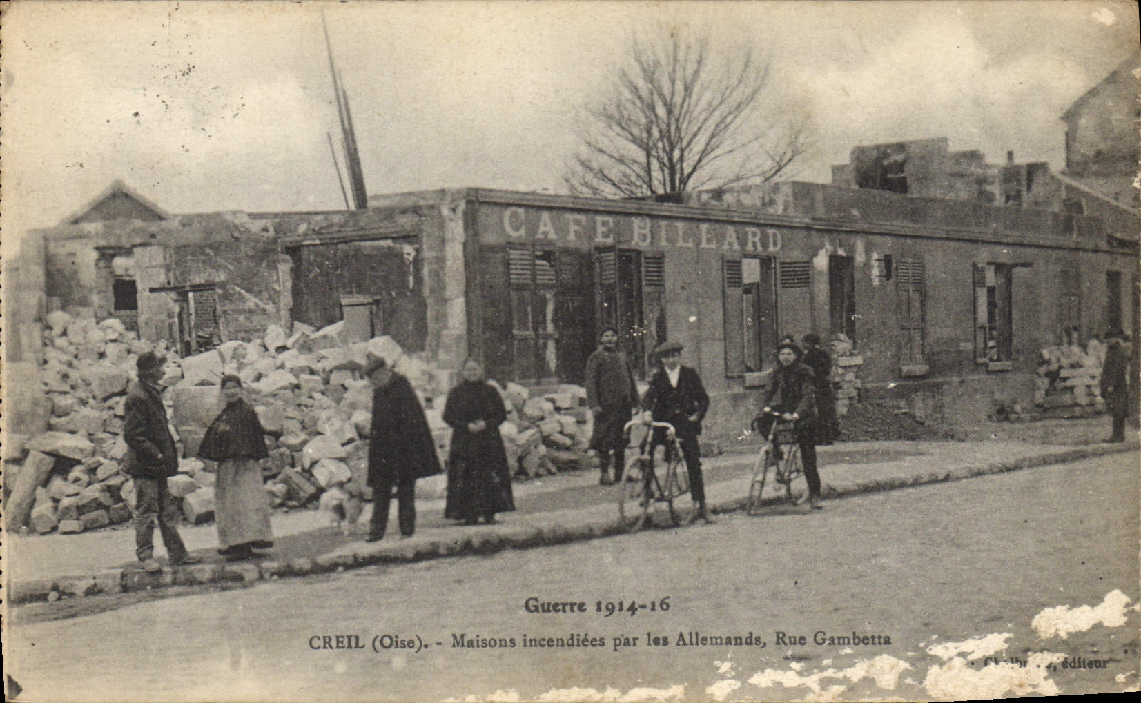 CPA Billard Creil Maisons incendiees par les Allemands Rue Gambetta