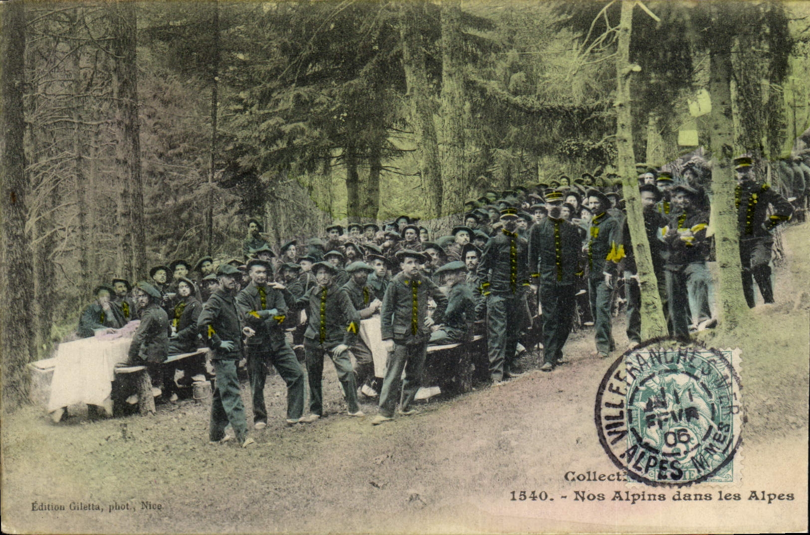 CPA Militaria Chasseurs alpins Nos alpins dans les Alpes