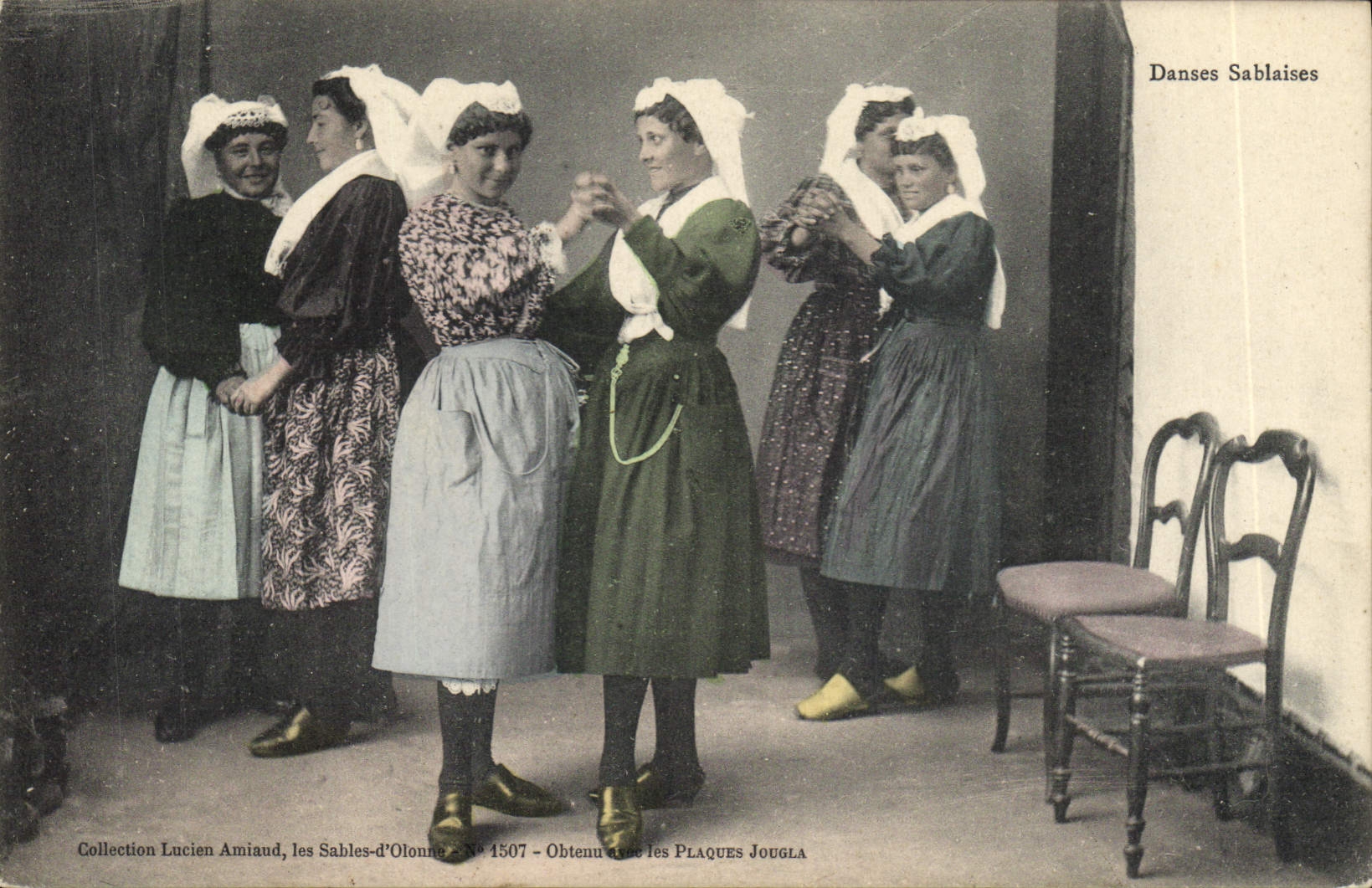 CPA Folklore Danses Sablaises 
