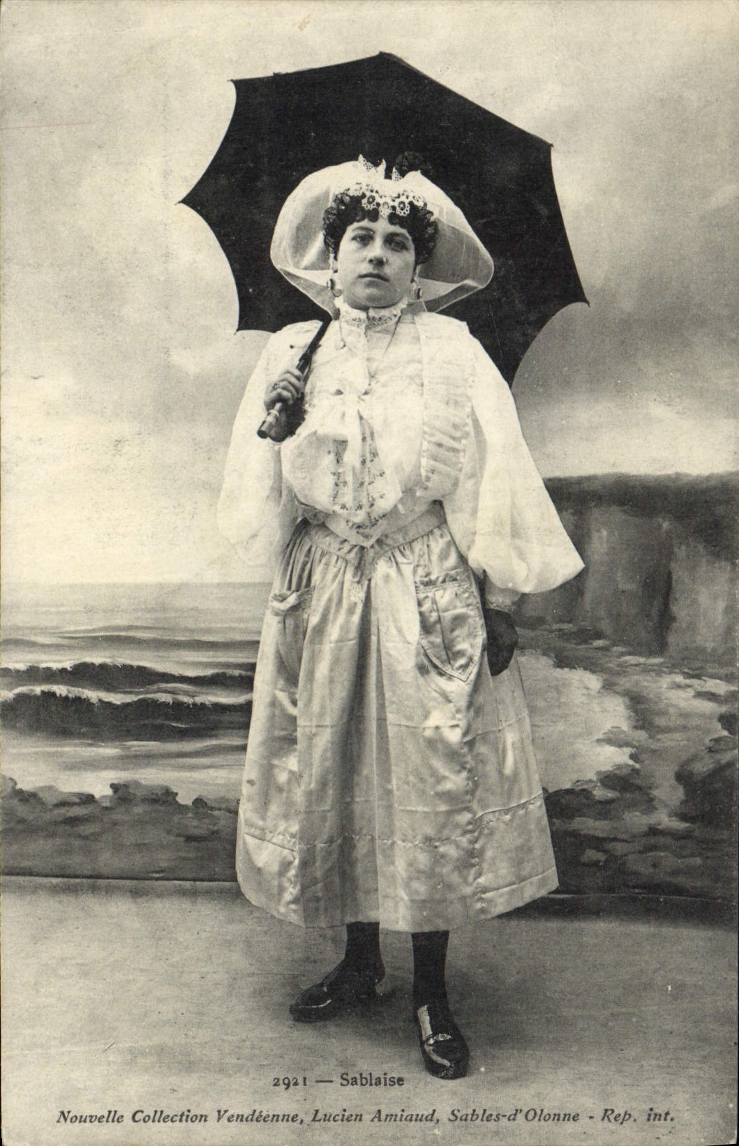 CPA Folklore Sablaise 