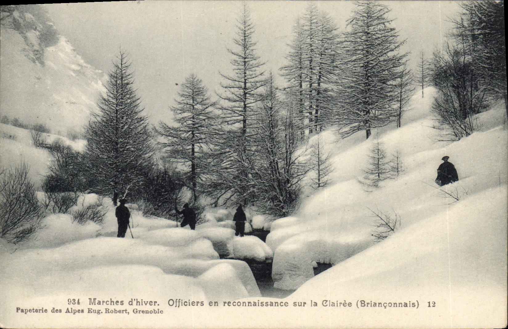 CPA Militaria Chasseurs alpins Marches d'hiver Officiers en reconnaissance sur la Clairee Brianconnais 