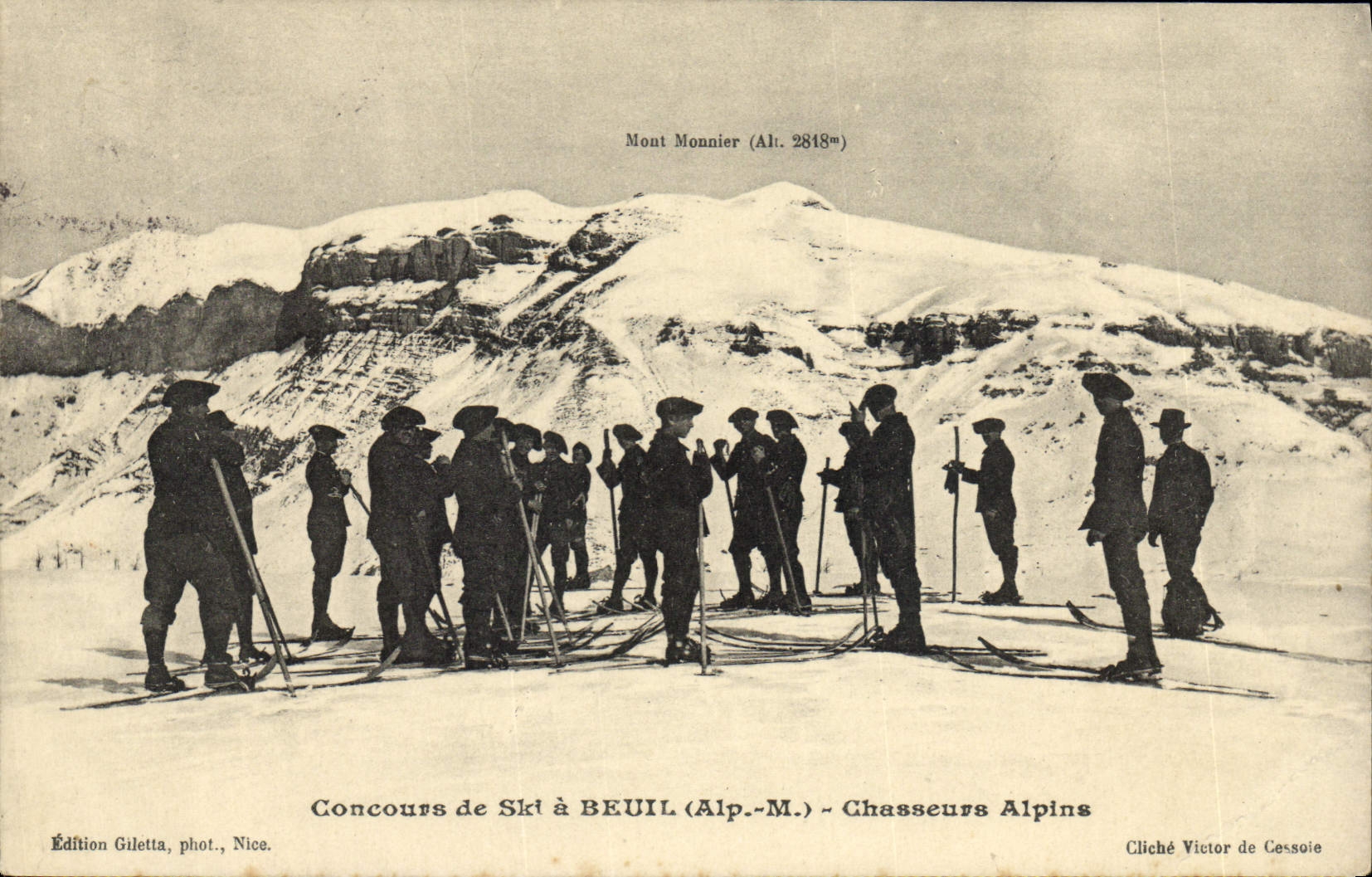 CPA Militaria Chasseurs alpins Concours de ski a Beuil 