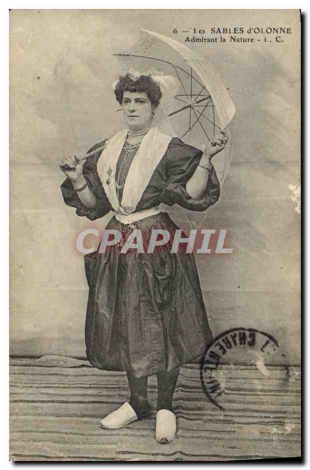 CPA Folklore Les Sables d'Olonne Admirant la nature