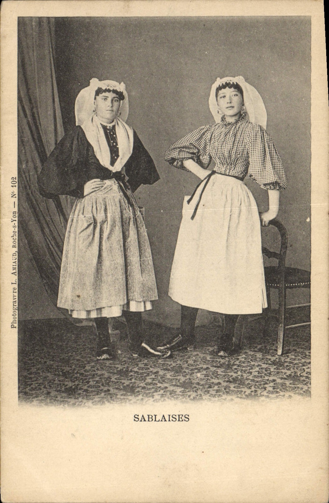 CPA Folklore Sablaises