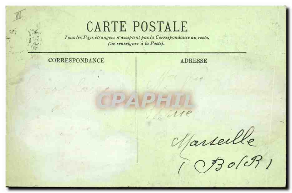 CPA Sur la plage Un depart de voiliers Bateaux  — Rückseite