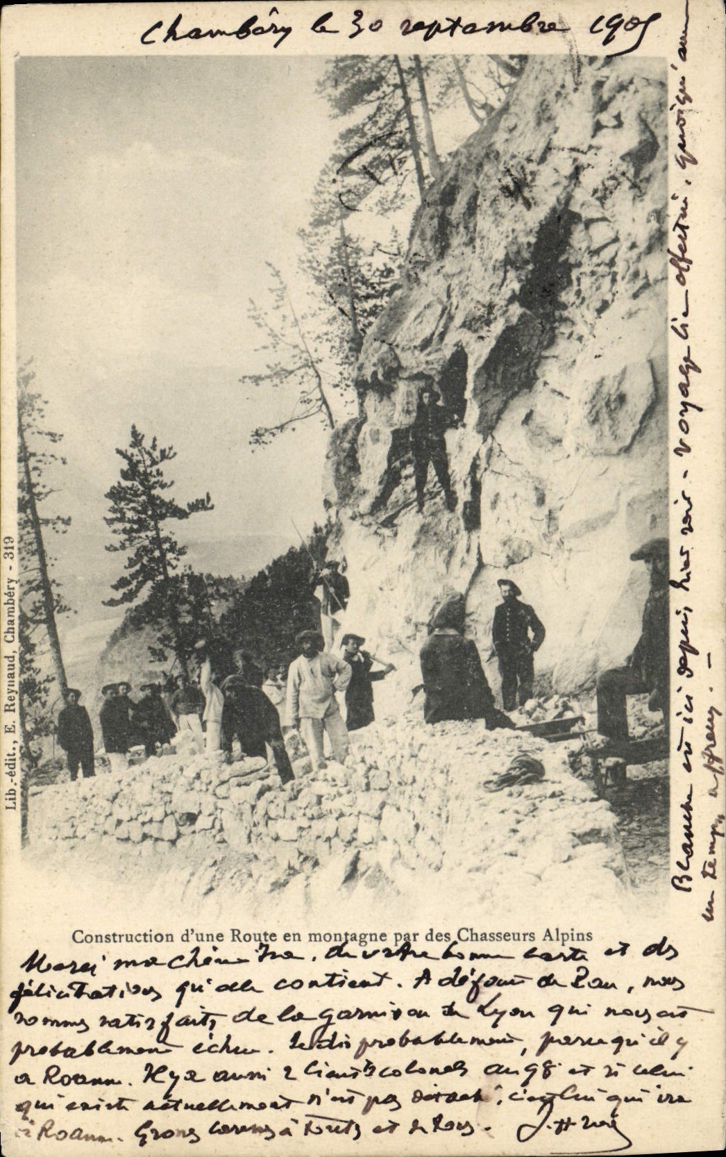 CPA Militaria Chasseurs Alpins Construction d'une route en montagne par des Chasseurs Alpins