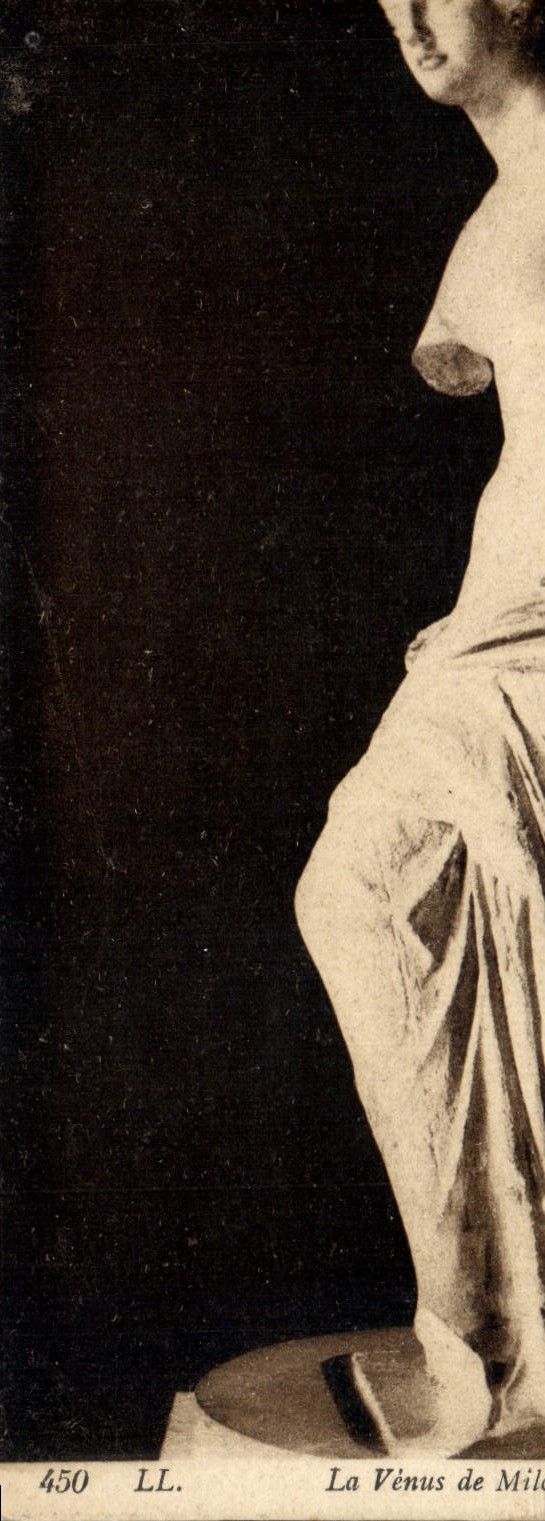 CPA La Venus de Milo Musee du Louvre Paris 