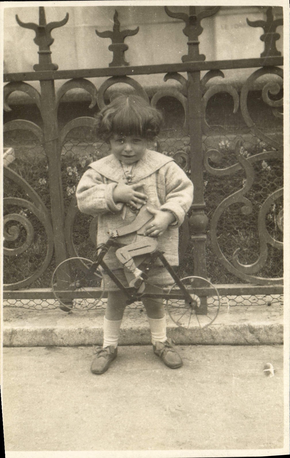 CARTE PHOTO Enfant Cycle Velo miniature 