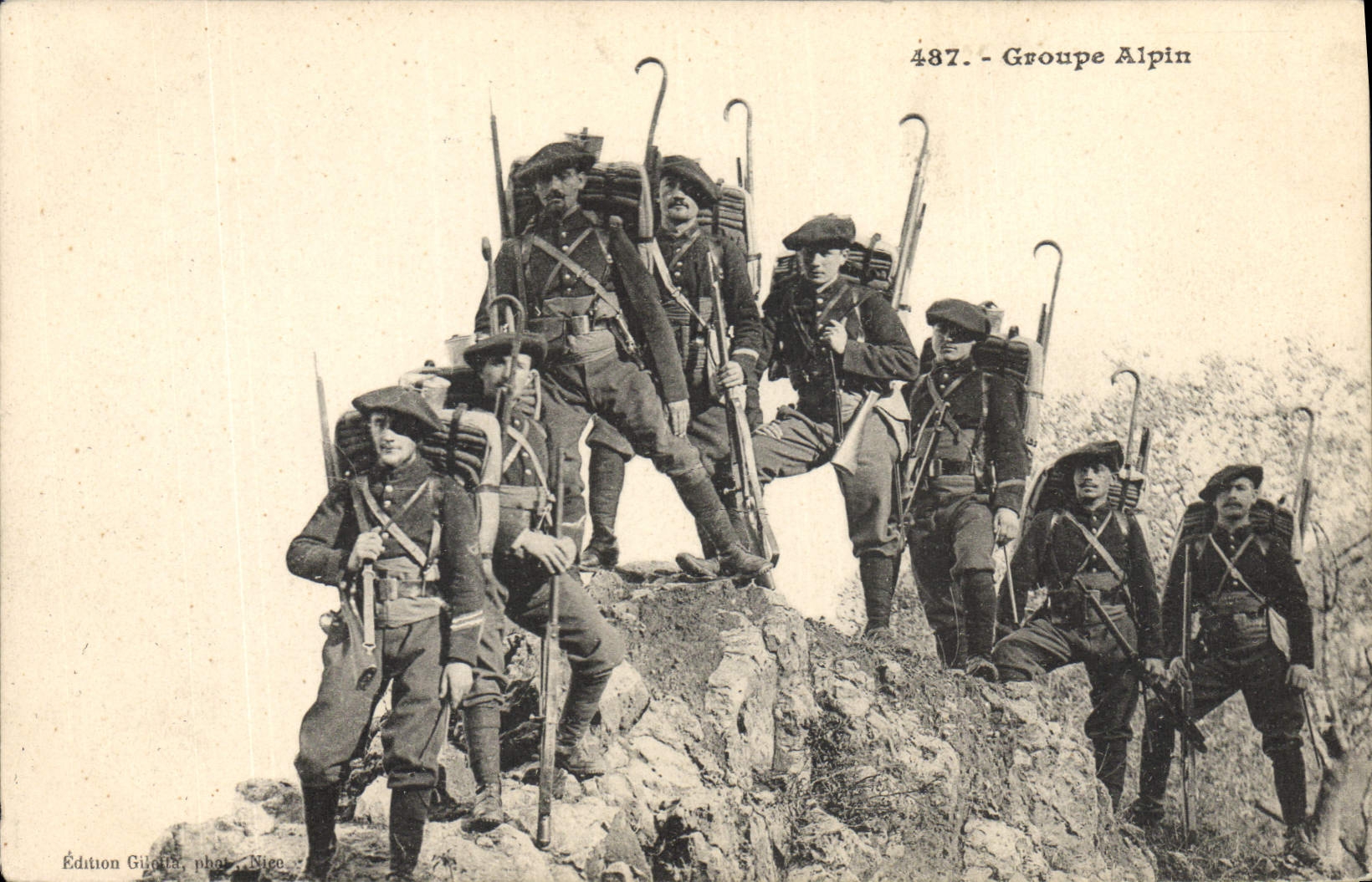 Groupe Alpin — 487 — Édition Gilot, phot. Nîco