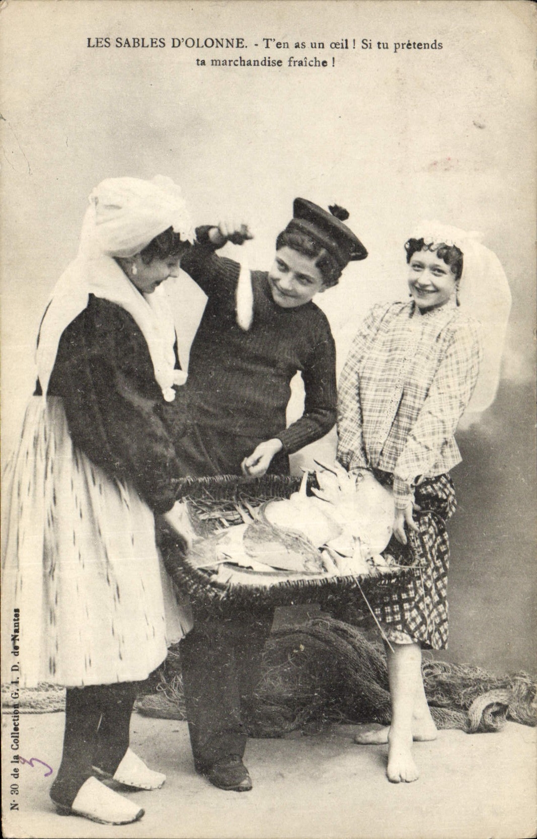 CPA Folklore Les Sables d'Olonne 