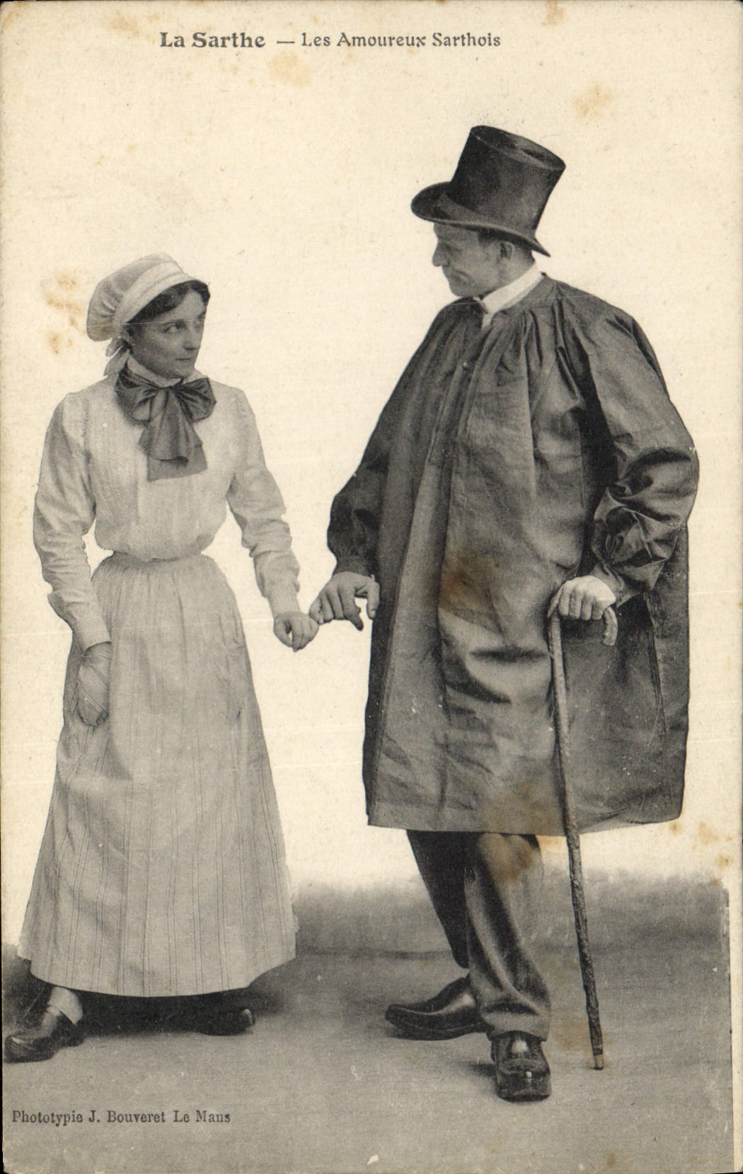 CPA Folklore La Sarthe Les amoureux Sarthois 