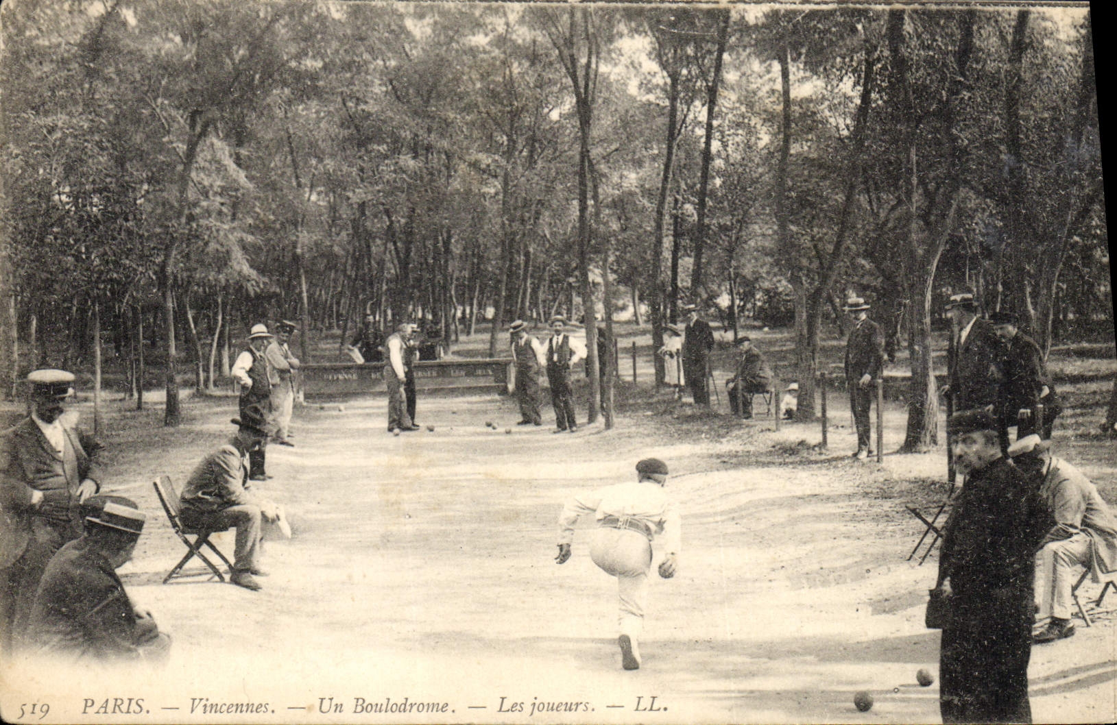 CPA Petanque Paris Vincennes Un boulodrome Les joueurs 