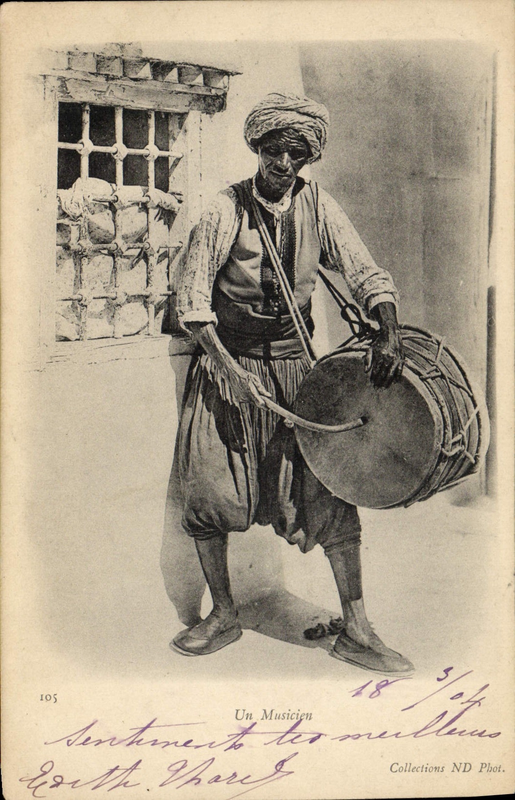 Un Musicien — Inde — Collections ND Phot. n° 105