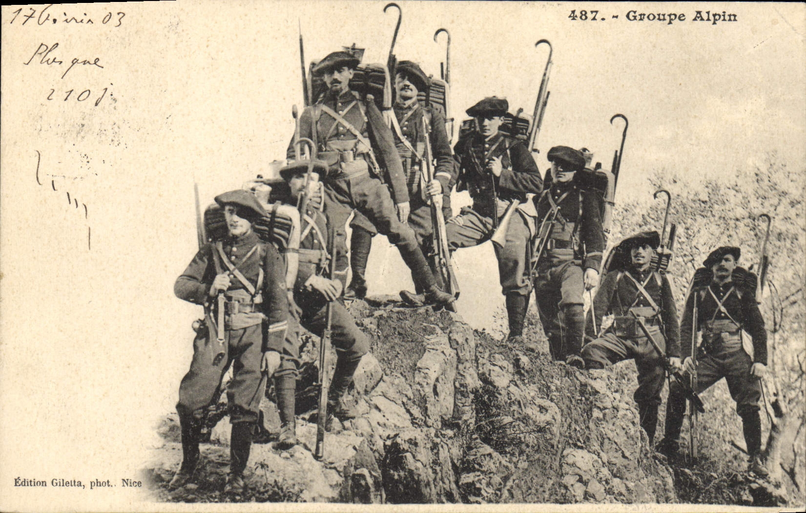 CPA Militaria Chasseurs Alpins Groupe alpin