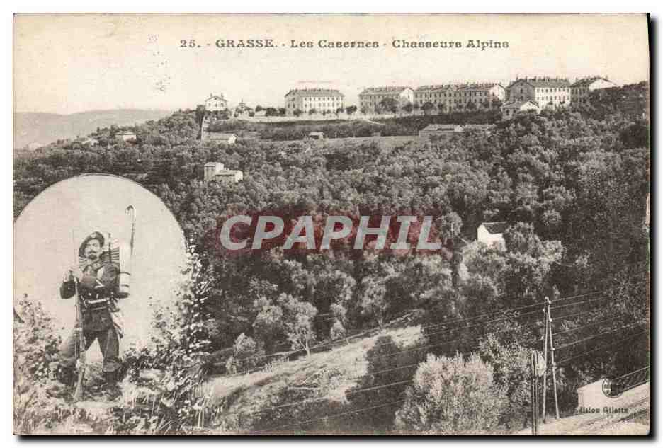 CPA Militaria Chasseurs Alpins Grasse Les casernes 