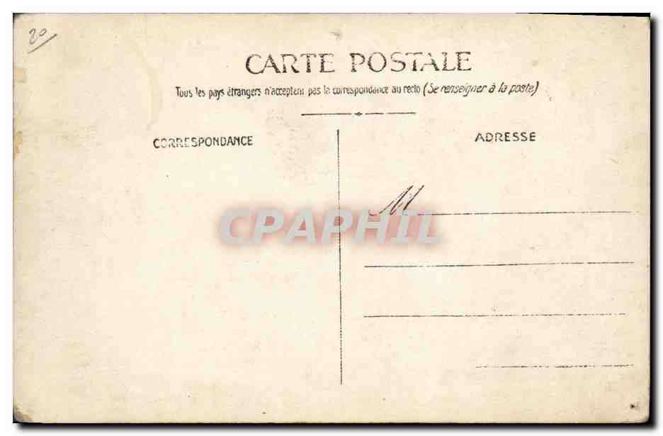 Groupe de soldats — en extérieur — éditeur non identifié — Reverso