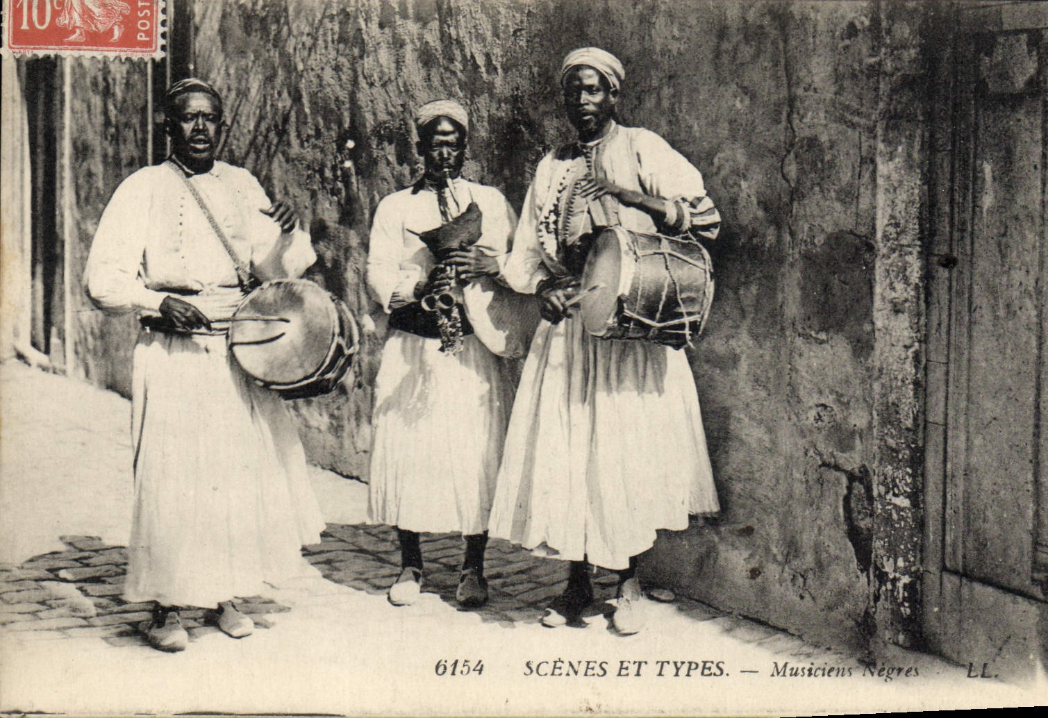 Musiciens Nègres — SCÈNES ET TYPES. — 6154 — LL.