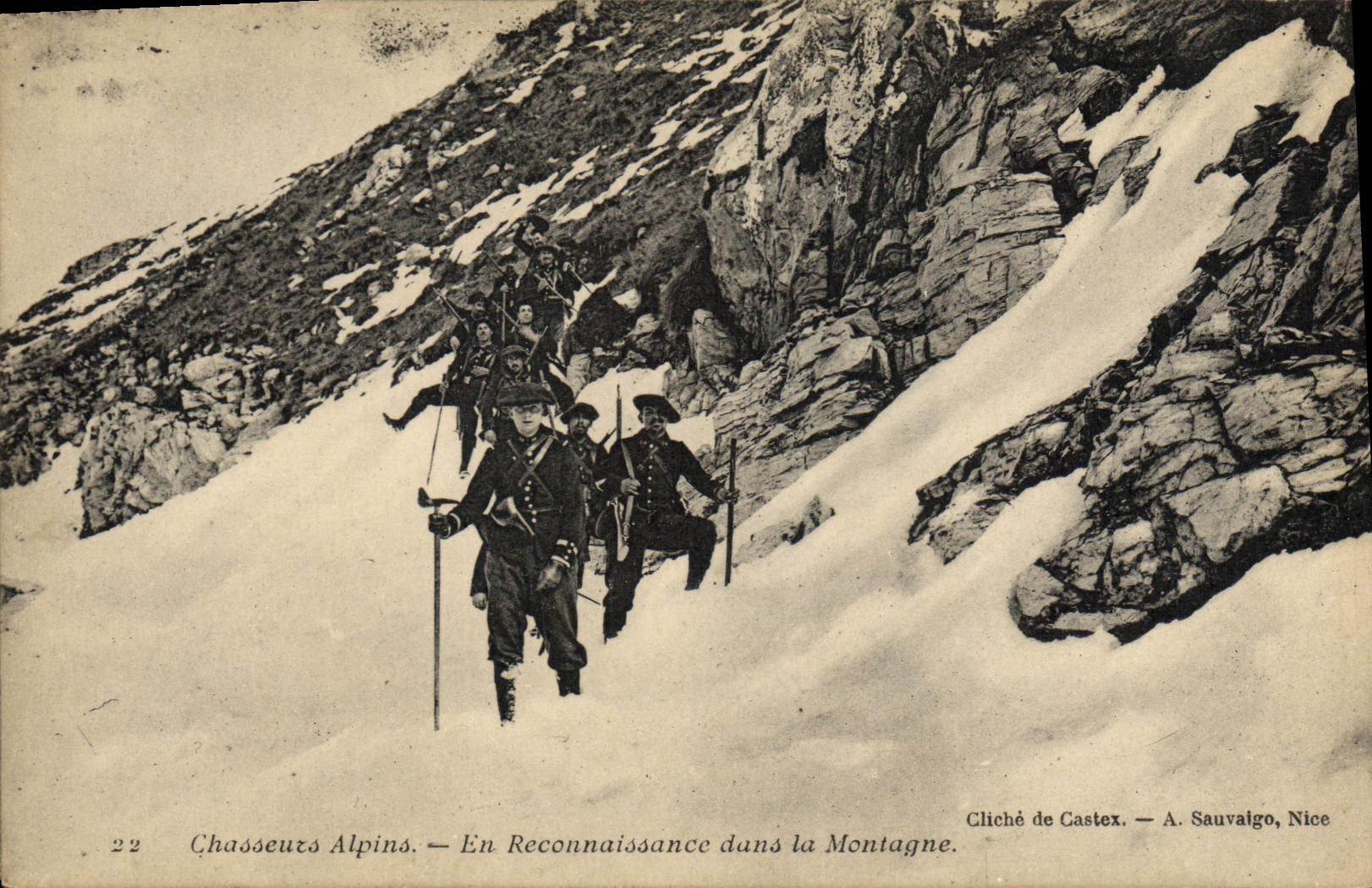 Chasseurs Alpins — En Reconnaissance dans la Montagne — Cliché de Castex — A. Sauvalgo, Nice
