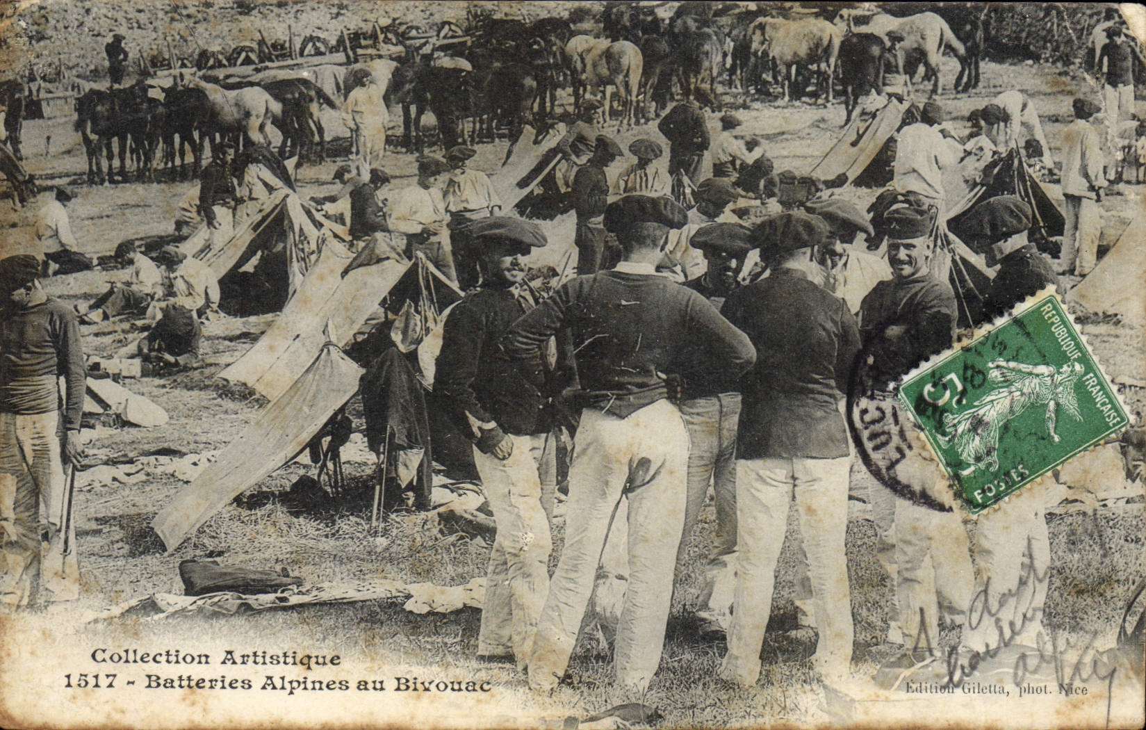 CPA Militaria Chasseurs Alpins Batteries alpines au bivouac 