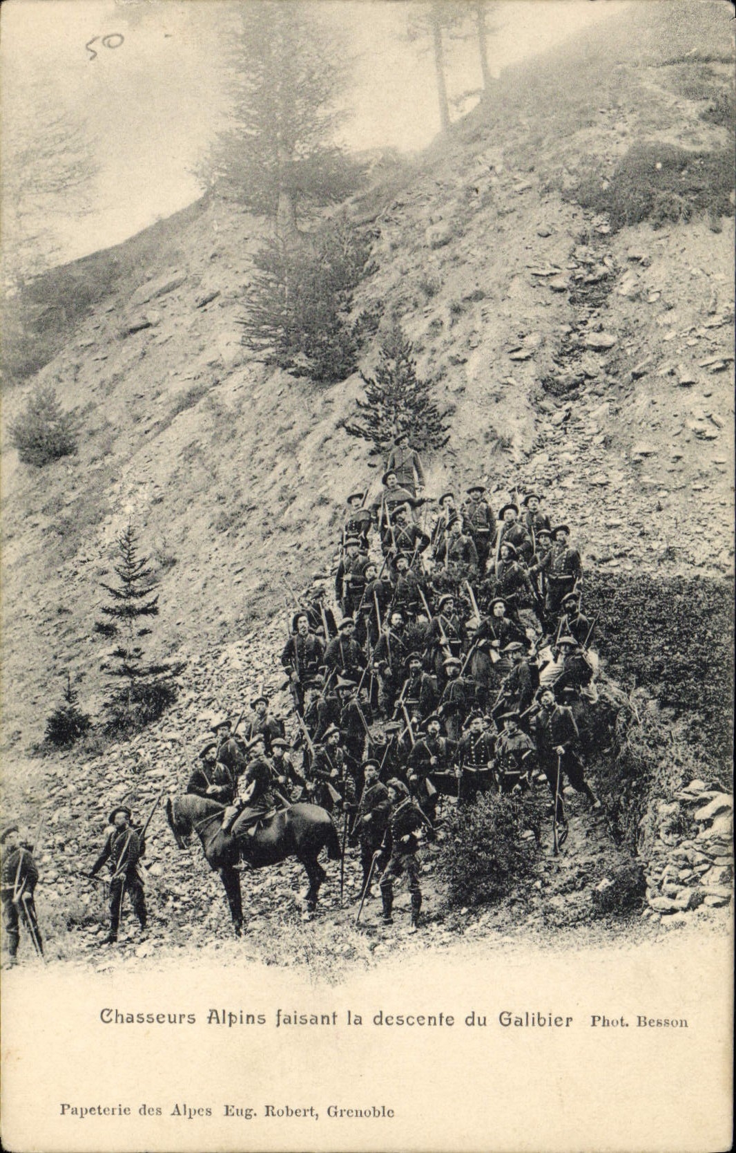 Chasseurs Alpins faisant la descente du Galibier — Phot. Besson — Papeterie des Alpes Eug. Robert, Grenoble