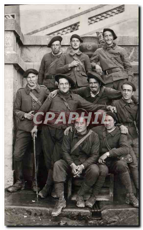 Groupe de soldats — Époque 1914-1918 — Éditeur non identifié