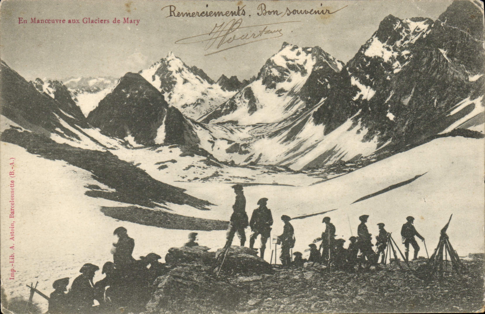 CPA Militaria Chasseurs Alpins En manoeuvres aux glaciers de Mary 