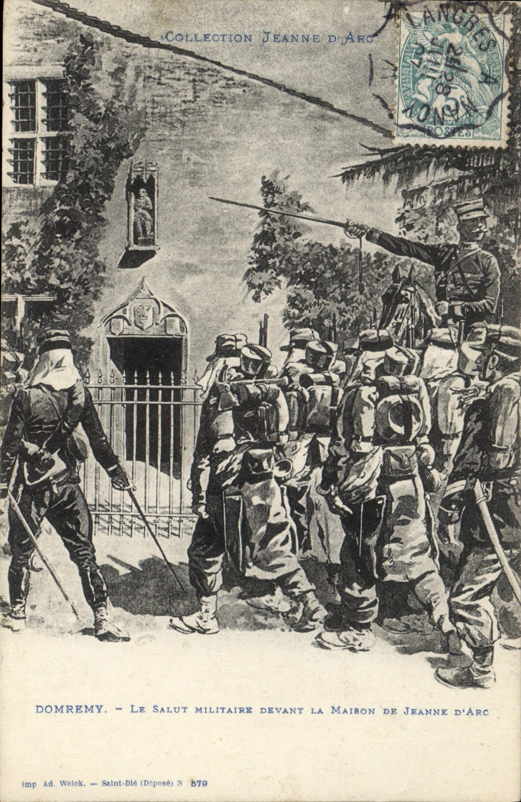 CPA Militaria Domremy Le salut militaire devant la maison de Jeanne d'Arc 
