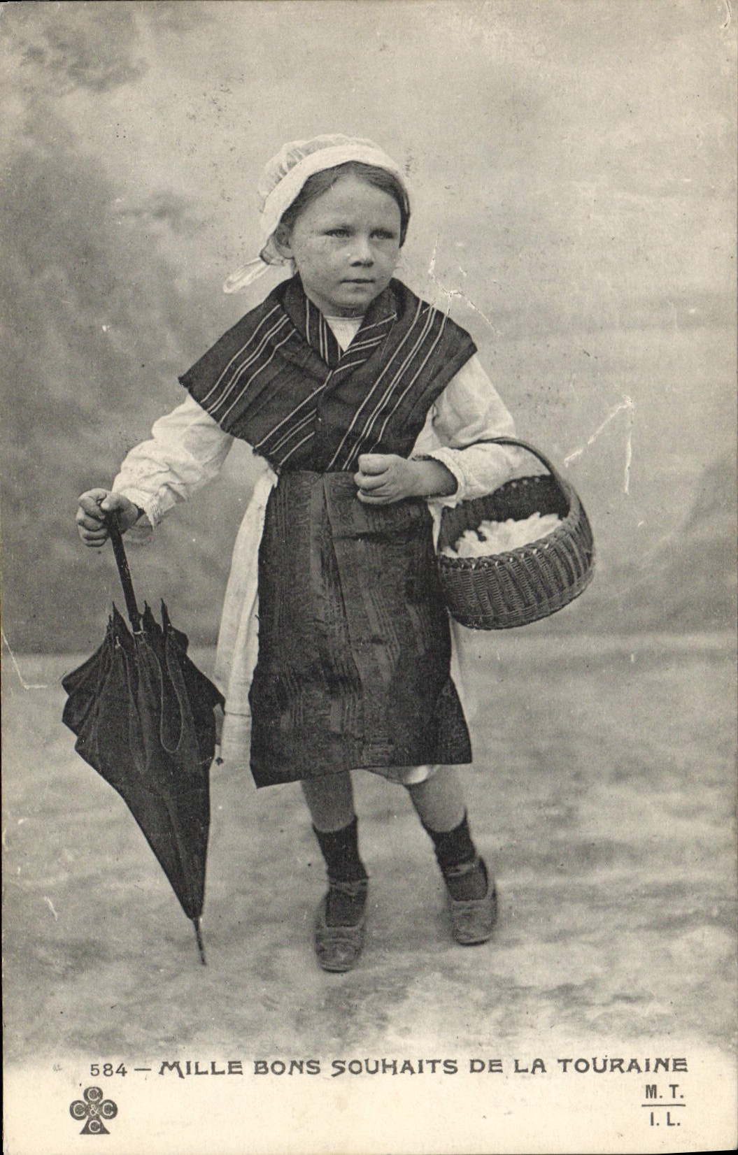CPA Folklore Mille bons souhauts de la Touraine Enfant 