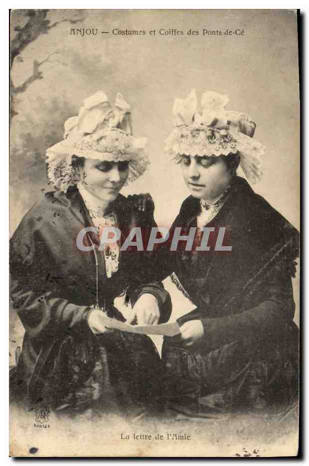 CPA Folklore Anjou Costumes et coiffes des Ponts de Ce La lettre de l'amie 