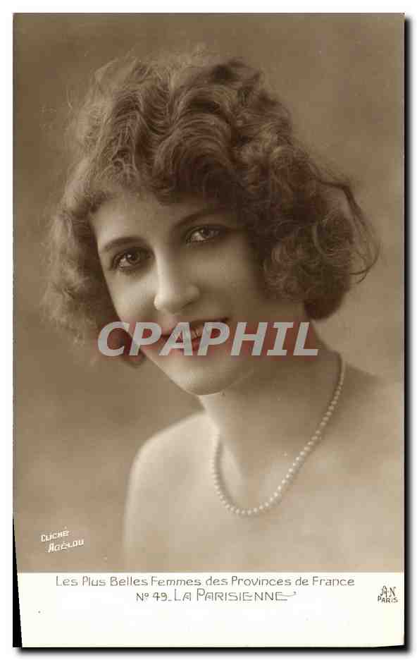 CPA Folklore La Parisienne 