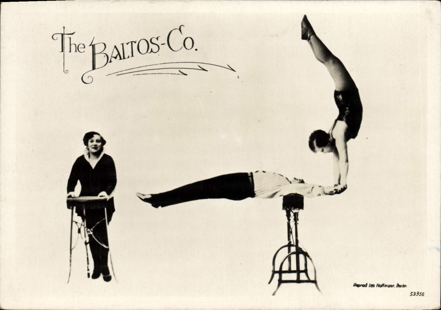 The Baltos-Co. — Acrobates en action — Reprod Leo Hoffmann Berlin 59950