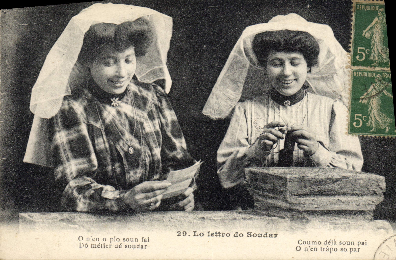 CPA Folklore La Lettro do Soudar