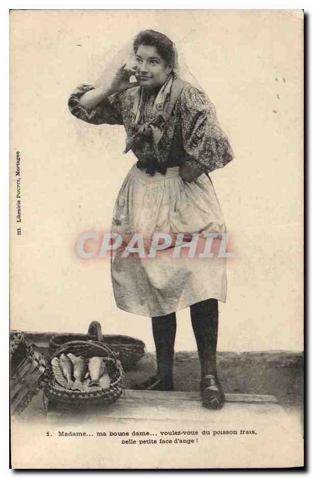 CPA Folklore Madame Poisson 
