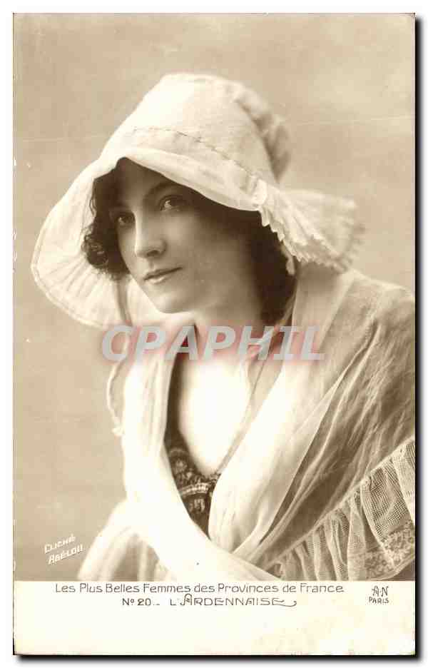 CPA Folklore L'Ardennaise Les plus belles femmes des Provinces de France 