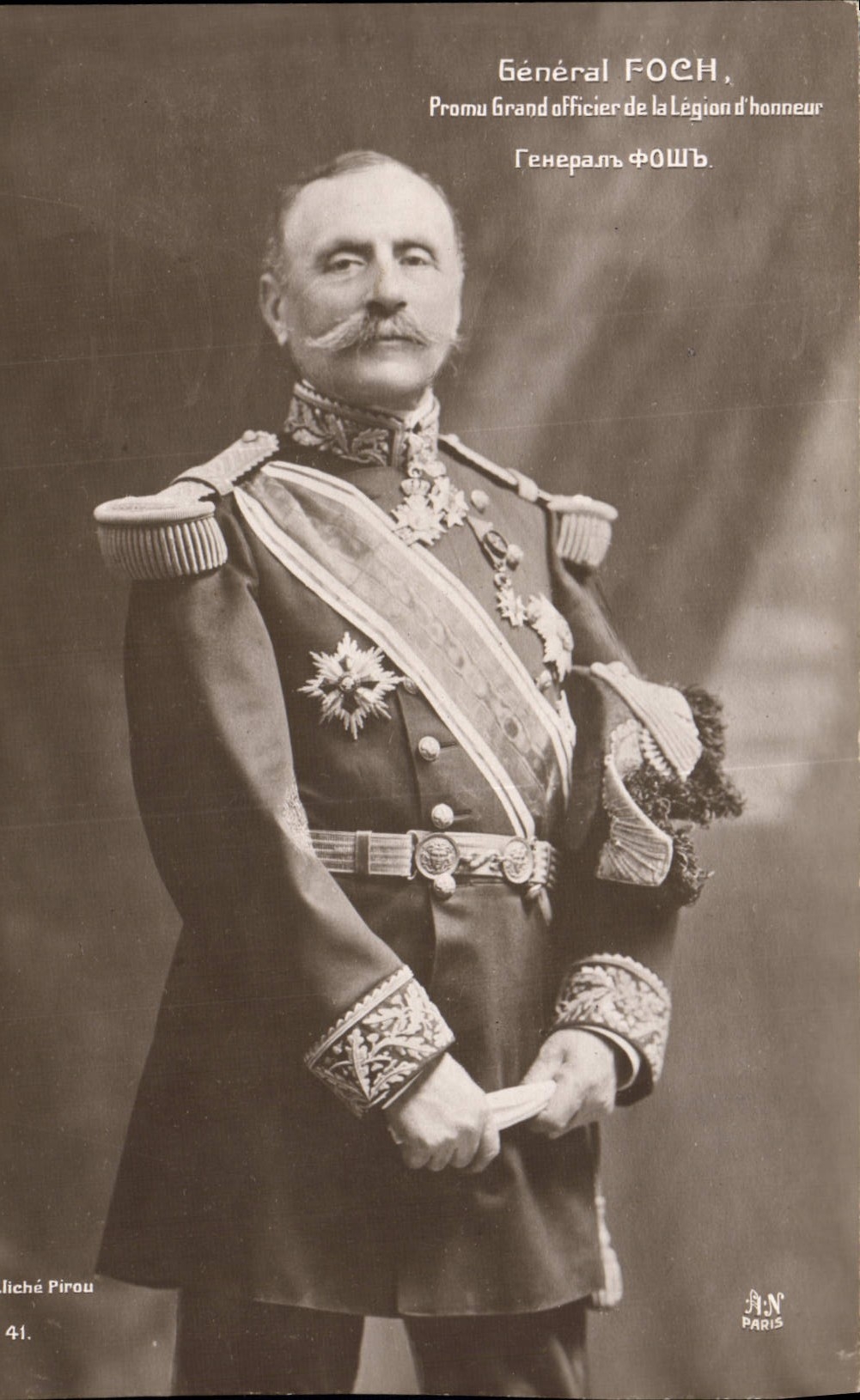 CPA Militaria General Foch Grand Officier de la legion d'honneur 
